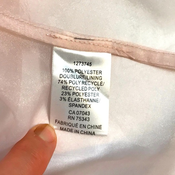 NWOT Rachel Zoe Pink Sheer Short Sleeve Button Down Cropped Blouse - Picture 6 of 6